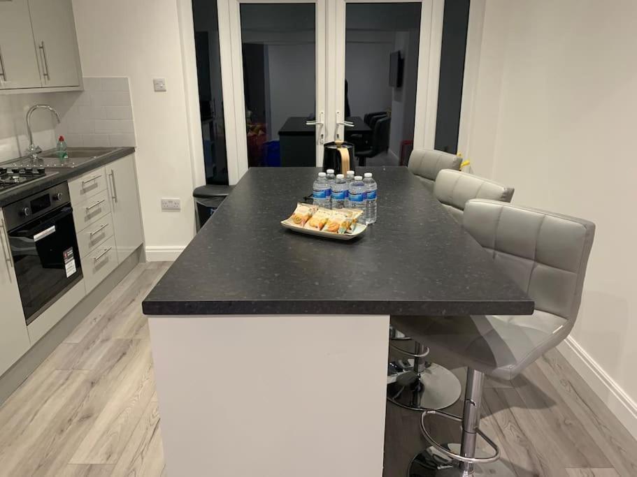 Beautiful 5Bedroom Hse-Contractor/Family/Corporate 다트퍼드 외부 사진