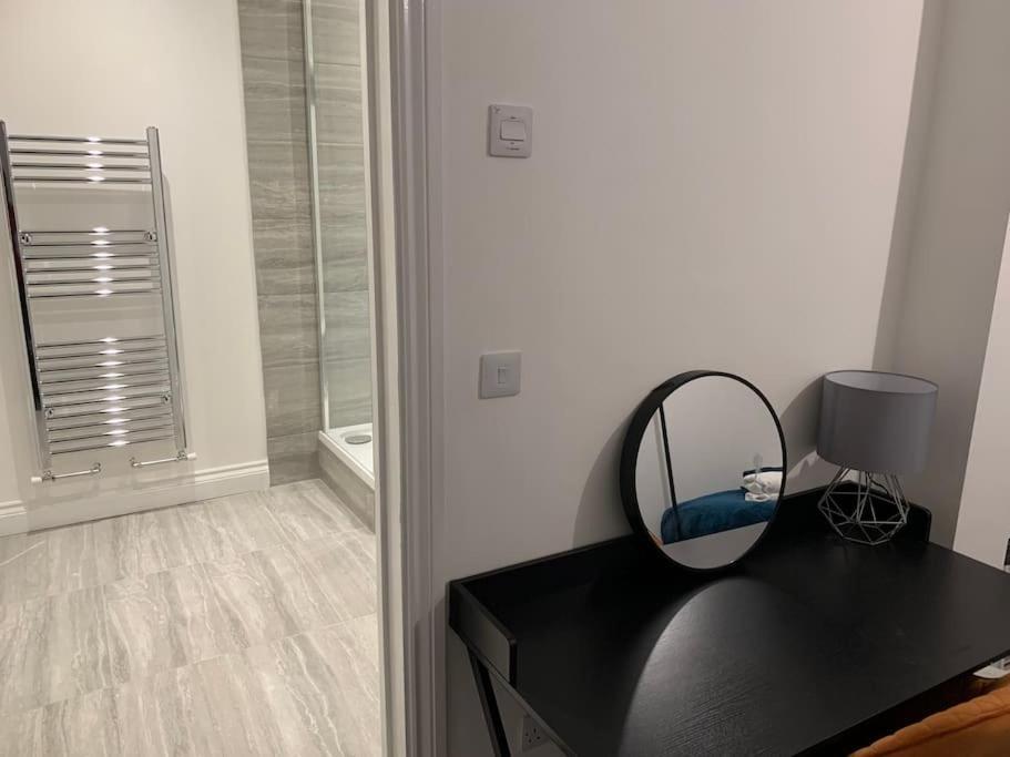 Beautiful 5Bedroom Hse-Contractor/Family/Corporate 다트퍼드 외부 사진